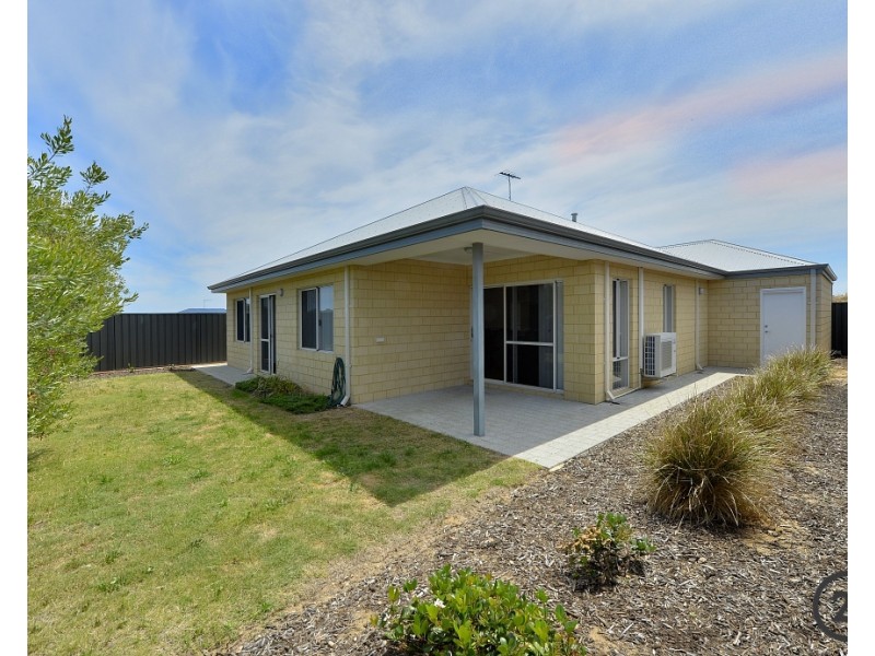 24 Fairchild Drive, Baldivis WA 6171