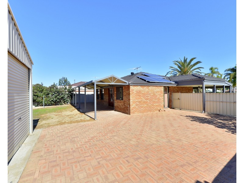 19 Vermont Avenue, Meadow Springs WA 6210