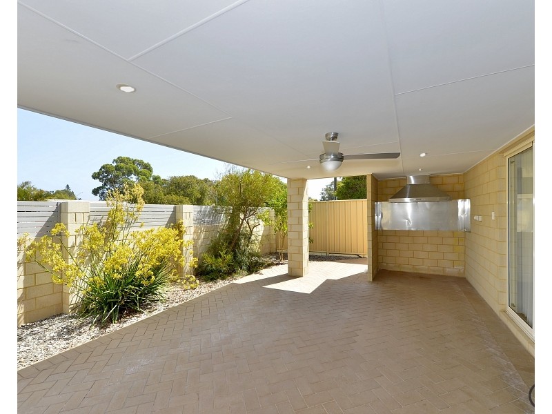 1/35 Linley Street, Wannanup WA 6210