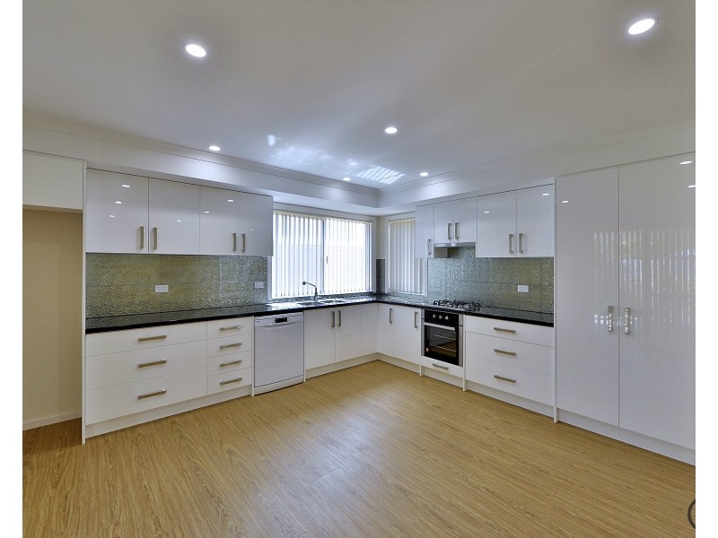 1/35 Linley Street, Wannanup WA 6210