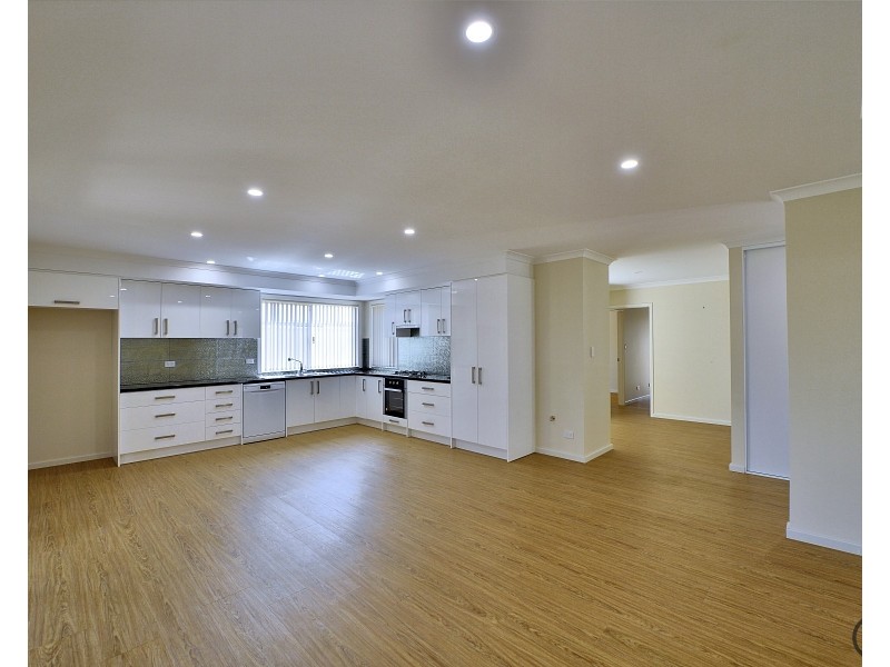 1/35 Linley Street, Wannanup WA 6210