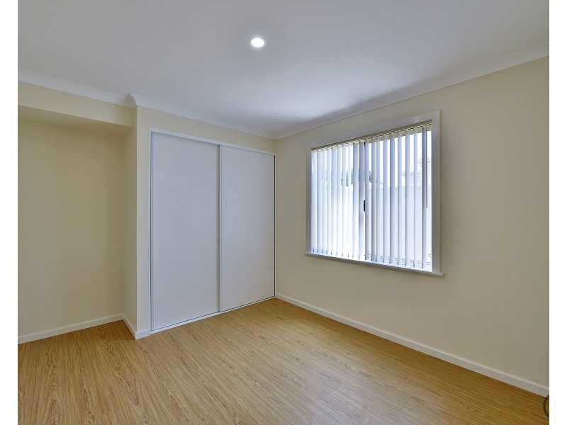 1/35 Linley Street, Wannanup WA 6210