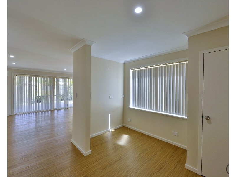 1/35 Linley Street, Wannanup WA 6210