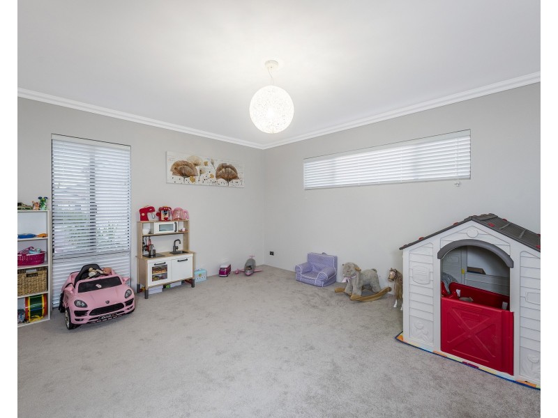 10 Narembeen Road, Dawesville WA 6211