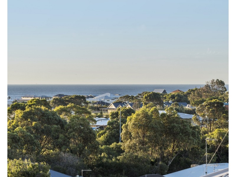 10 Narembeen Road, Dawesville WA 6211