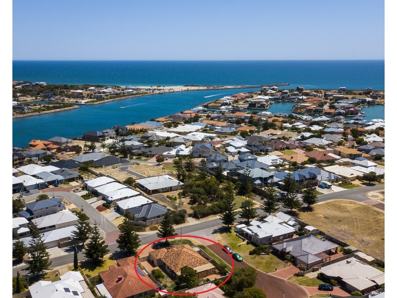 12 Princeton Drive, Wannanup WA 6210