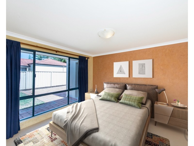 12 Princeton Drive, Wannanup WA 6210