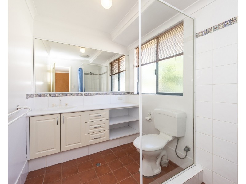 12 Princeton Drive, Wannanup WA 6210