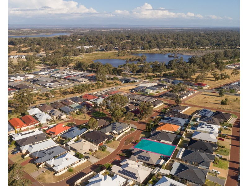 11 Myalla Pass, Lakelands WA 6180