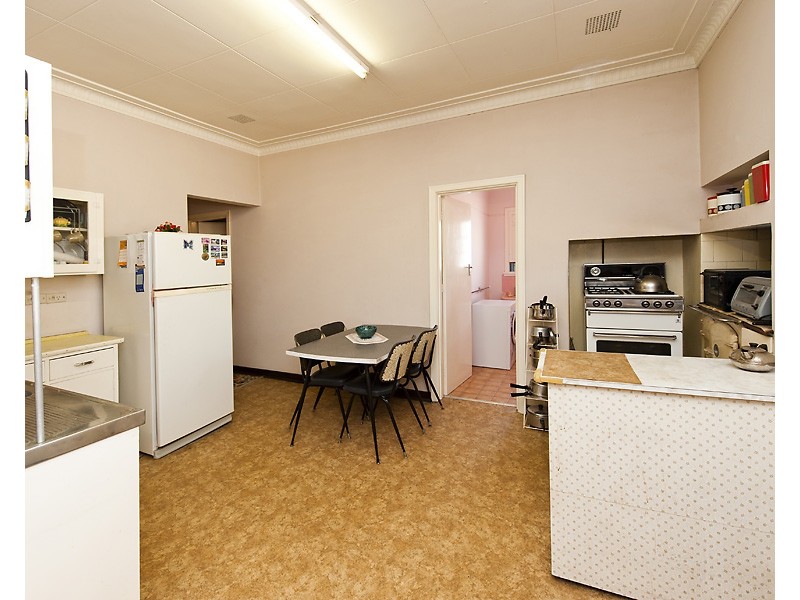 69 Tuckey Street, Mandurah WA 6210