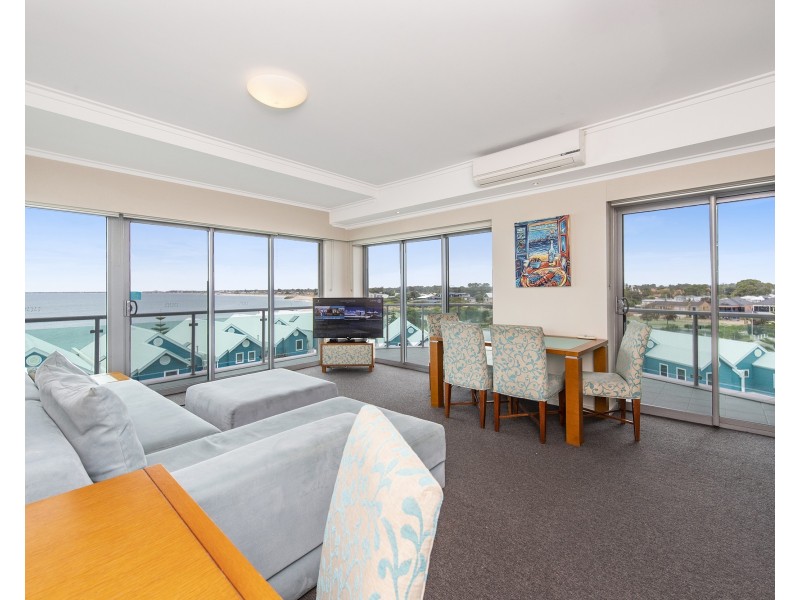 307/16 Dolphin Drive, Mandurah WA 6210