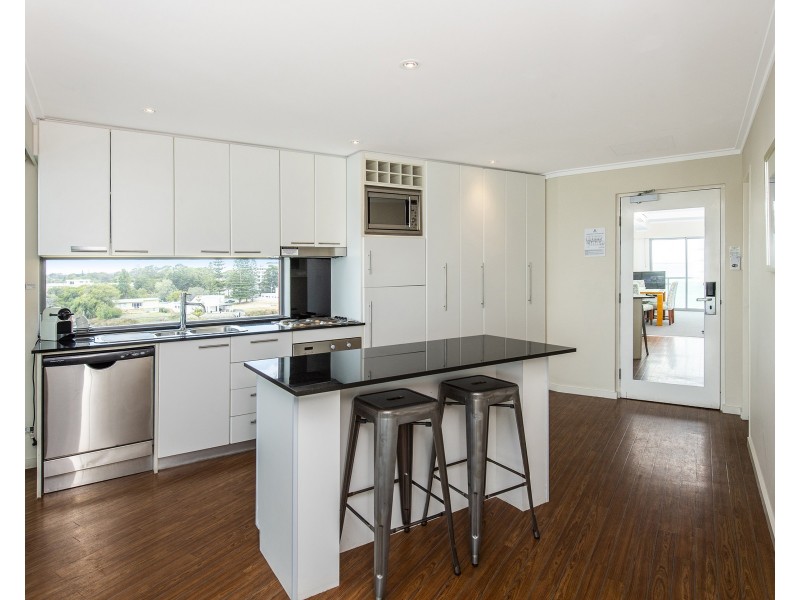 307/16 Dolphin Drive, Mandurah WA 6210