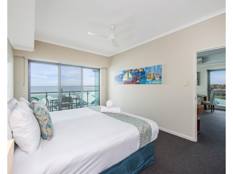 307/16 Dolphin Drive, Mandurah WA 6210