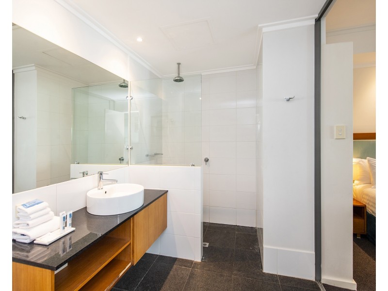 307/16 Dolphin Drive, Mandurah WA 6210