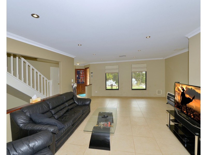 3 Yalgor Heights, Dawesville WA 6211