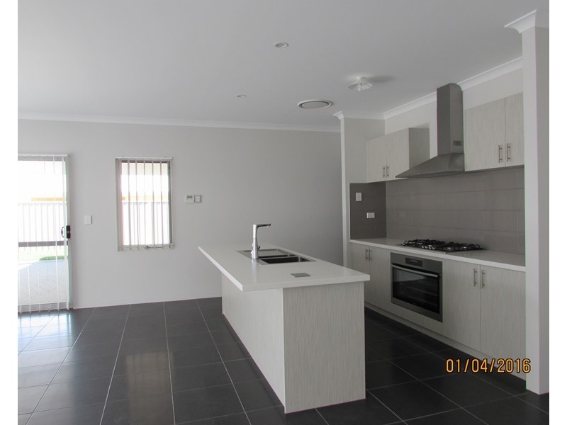 12 Fallow Street, Karnup WA 6176