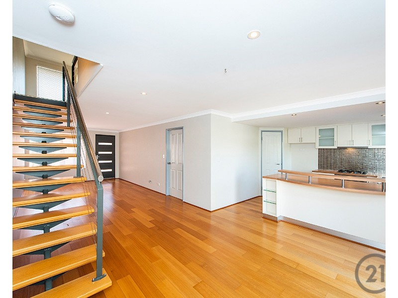 4/47 Tuckey Street, Mandurah WA 6210