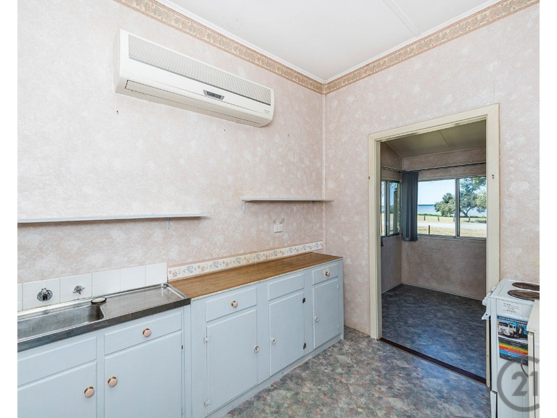 42 Peel Parade, Coodanup WA 6210