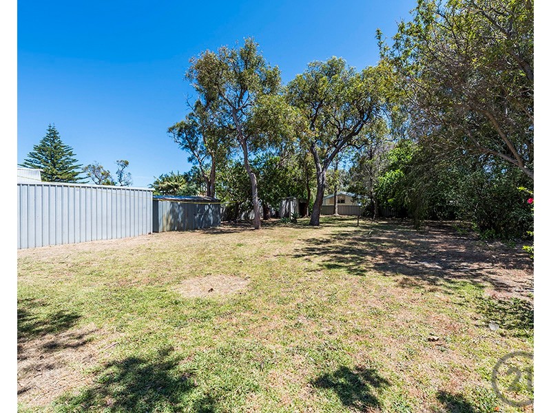 42 Peel Parade, Coodanup WA 6210