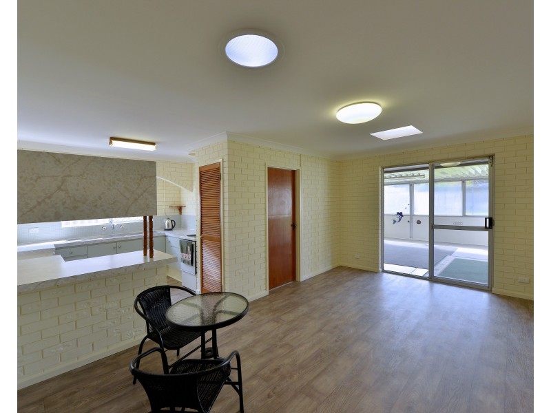 9 Terry Crescent, Mandurah WA 6210