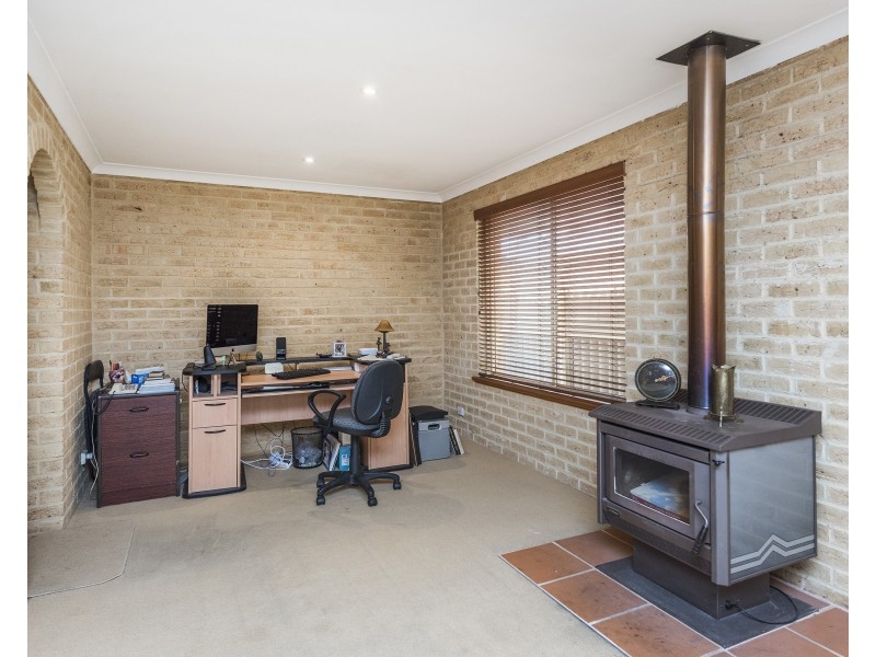 47 Allambi Way, South Yunderup WA 6208