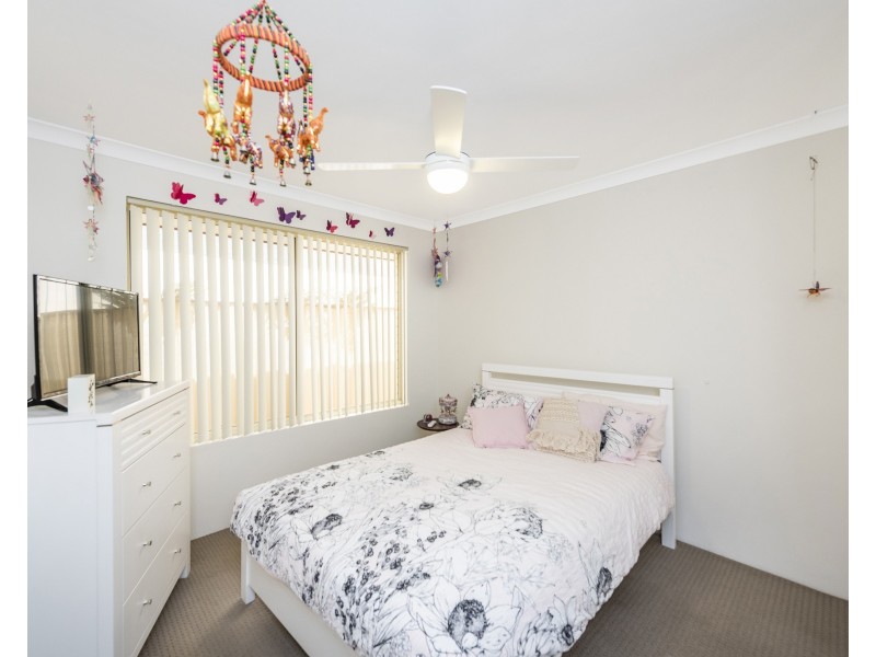 7 Shelduck Way, Dudley Park WA 6210
