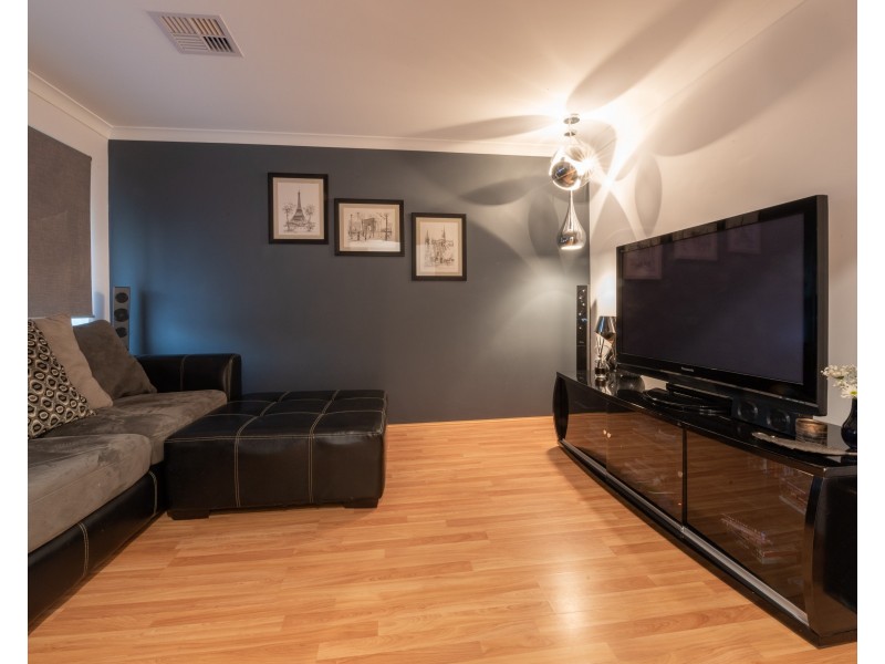 90 Cawana Parkway, Lakelands WA 6180