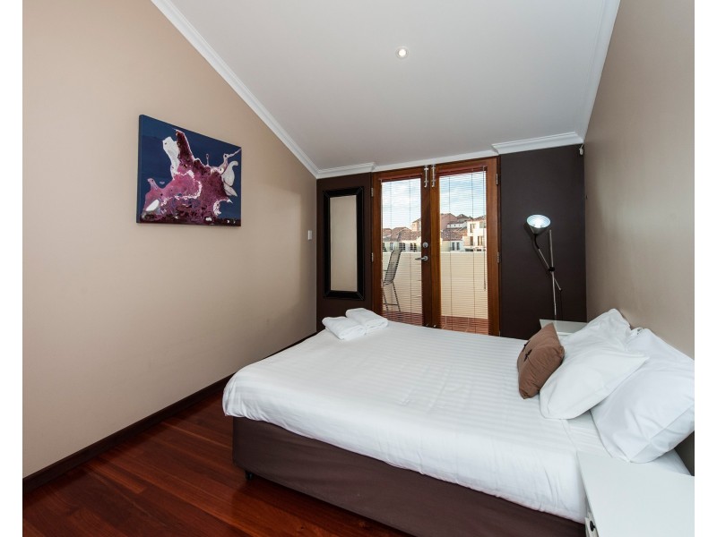 65/18 Port Quays, Wannanup WA 6210