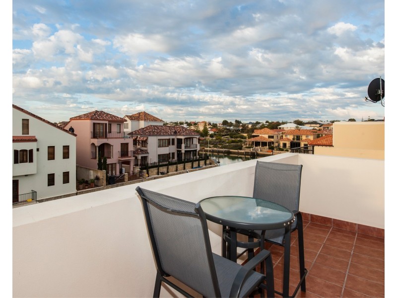 65/18 Port Quays, Wannanup WA 6210