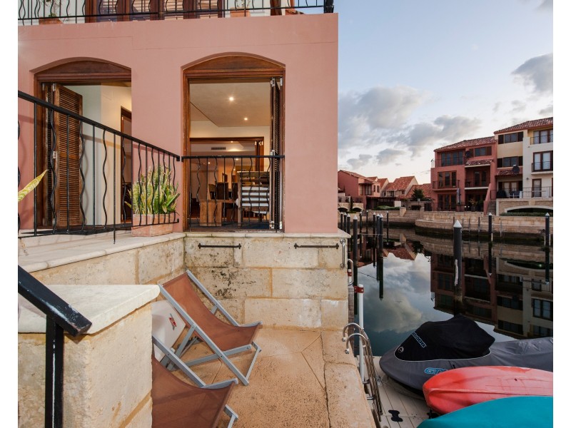 65/18 Port Quays, Wannanup WA 6210