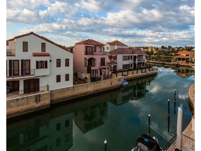 65/18 Port Quays, Wannanup WA 6210