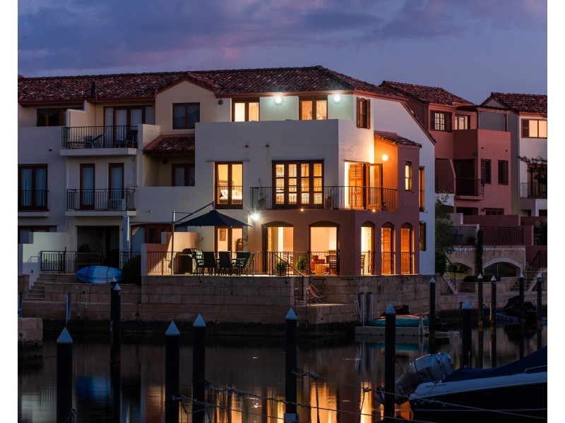 65/18 Port Quays, Wannanup WA 6210