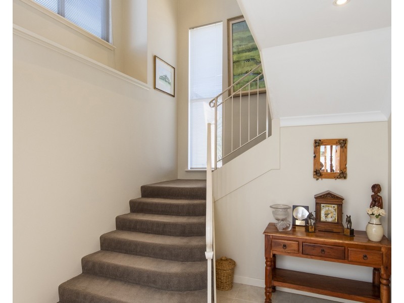 1/12 Reverie Mews, Halls Head WA 6210