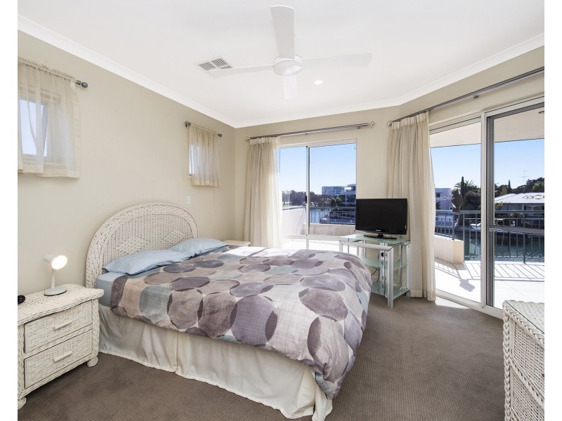 1/12 Reverie Mews, Halls Head WA 6210