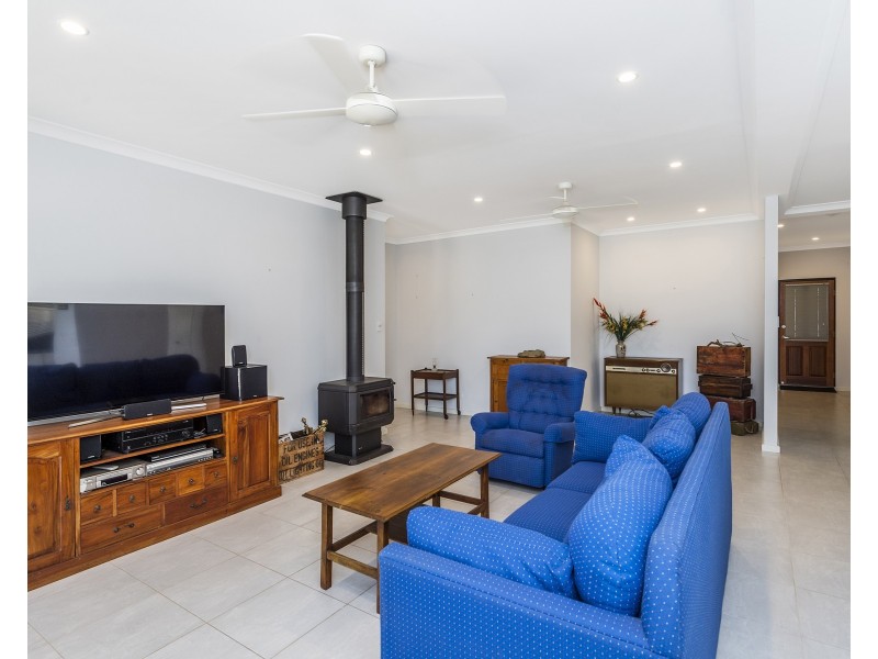10 Pioneer Court, Bouvard WA 6211