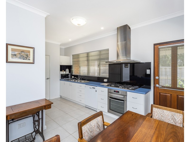 10 Pioneer Court, Bouvard WA 6211
