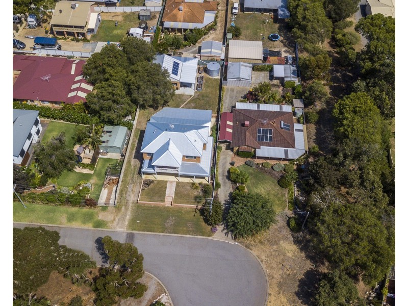 10 Pioneer Court, Bouvard WA 6211