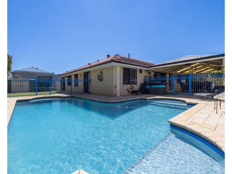 18 Tillery Way, Secret Harbour WA 6173