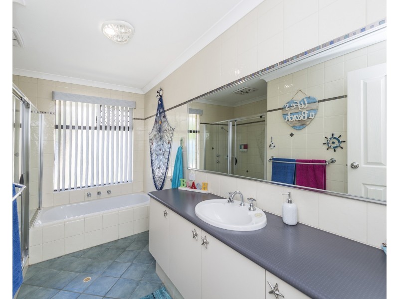 18 Tillery Way, Secret Harbour WA 6173