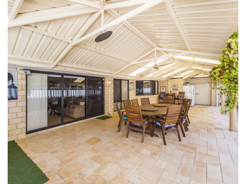 18 Tillery Way, Secret Harbour WA 6173