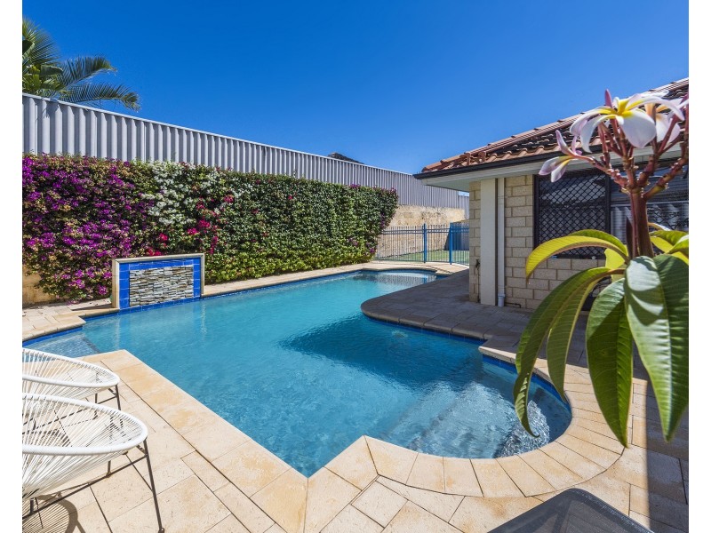 18 Tillery Way, Secret Harbour WA 6173