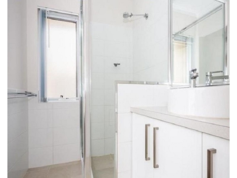 18 Vaucluse Way, Coodanup WA 6210