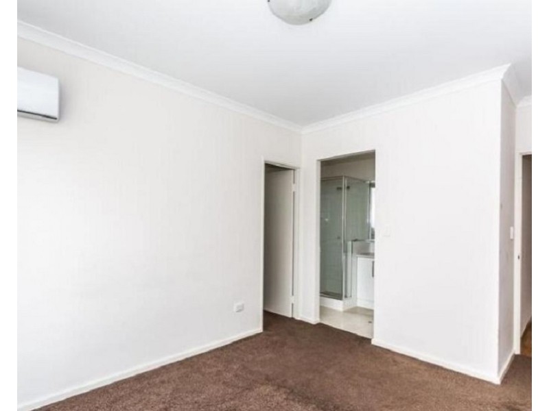 18 Vaucluse Way, Coodanup WA 6210