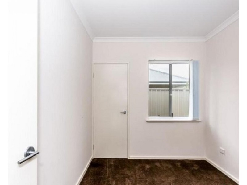 18 Vaucluse Way, Coodanup WA 6210