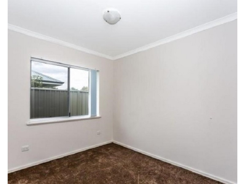 18 Vaucluse Way, Coodanup WA 6210