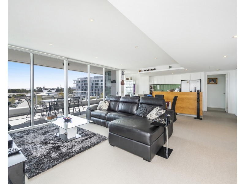 505/5 Marco Polo Drive, Mandurah WA 6210