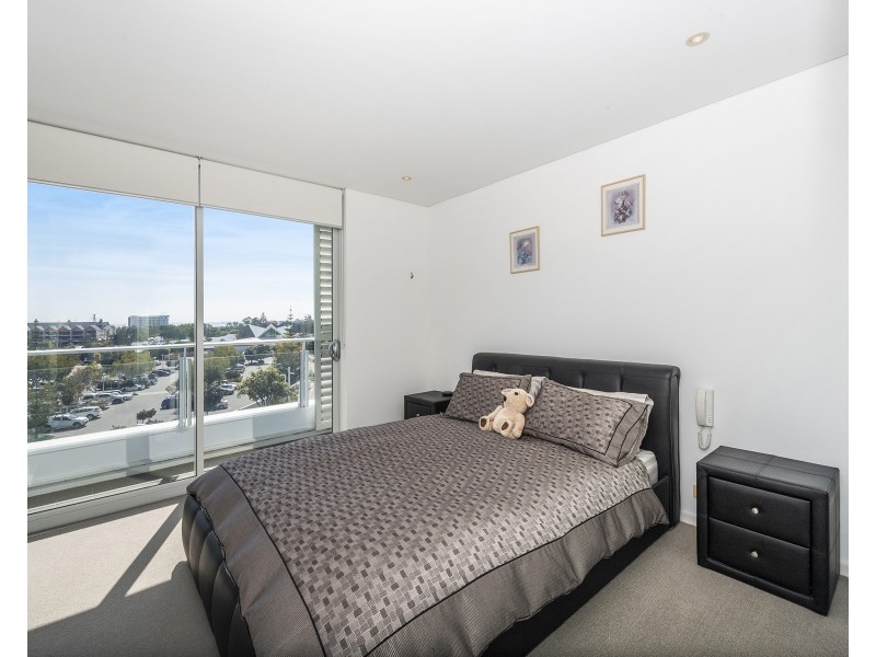 505/5 Marco Polo Drive, Mandurah WA 6210