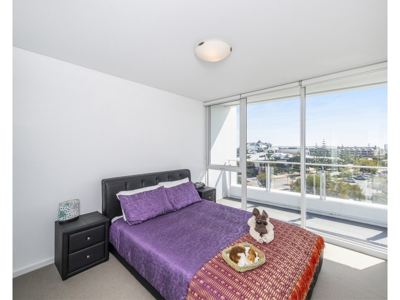 505/5 Marco Polo Drive, Mandurah WA 6210