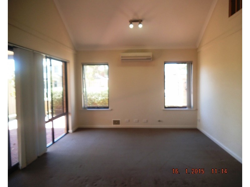 1/8 Beam Road, Silver Sands WA 6210