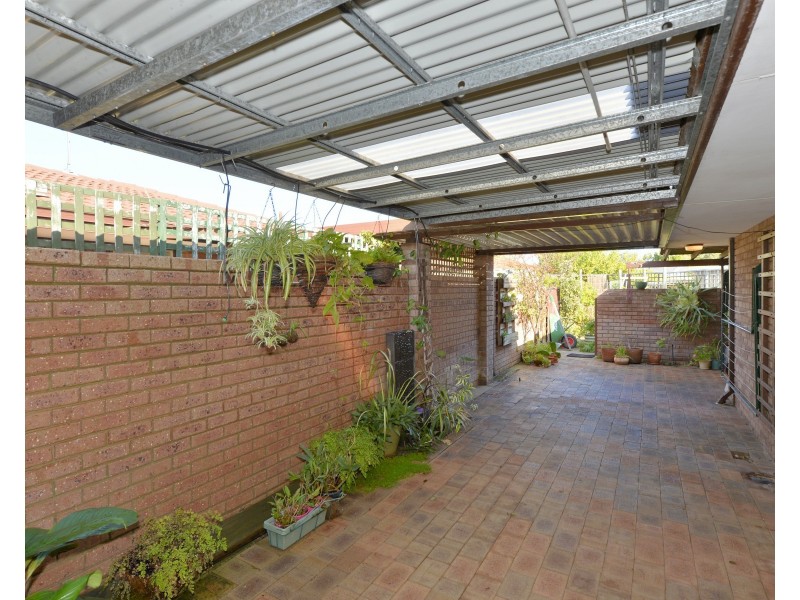 12A Rocklea Place, Silver Sands WA 6210